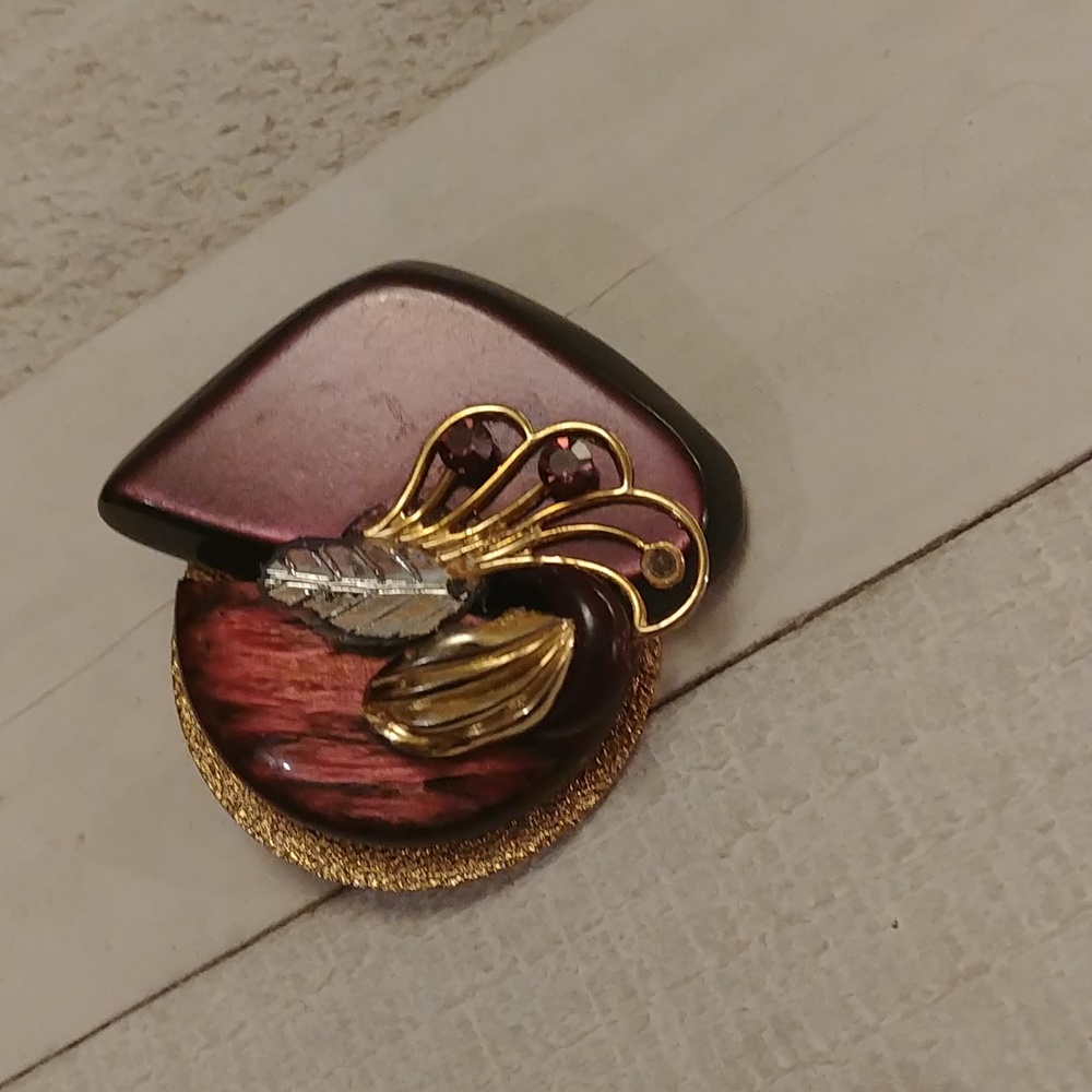 Vintage Style 80's/90's Brooch
